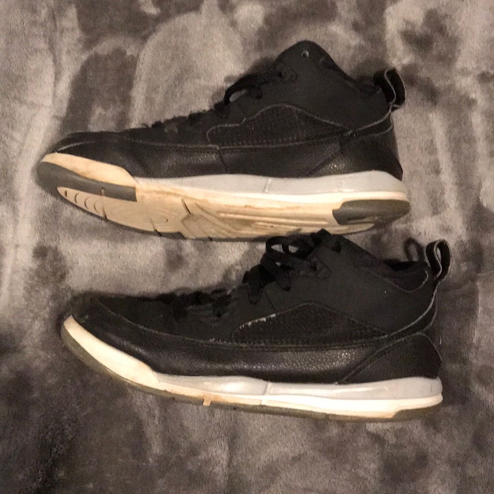 Air Jordan Flight sz 3 Youth Blk/Gry/Wht (2014) - Picture 2 of 5